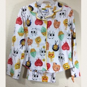 The Emoji Movie 2-Piece, XS (4/5) Sleep Set Pajamas White And Yellow